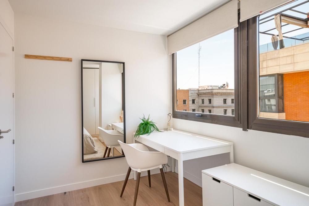 Bernabeu Nuevos Ministerios Apartment Madrid Exterior photo